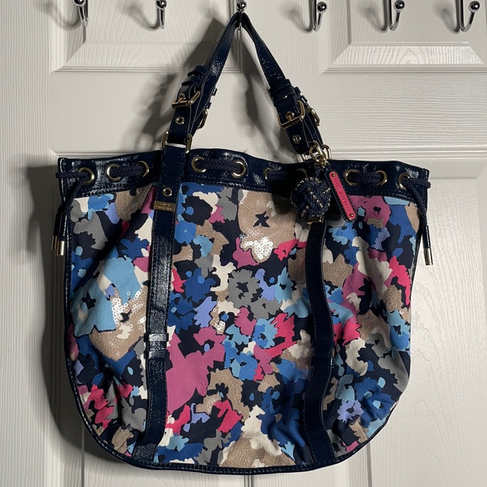 Juicy couture floral shoulder handbag